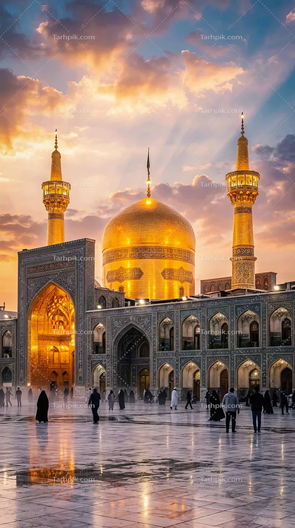 عکس زیباییهای غروب آفتاب بر روی گنبد طلایی امام رضا در مشهد مقدس