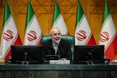 عکس تصویری از محمد باقر قالیباف، چهره برجسته سیاسی و اجتماعی کشور در مجلس