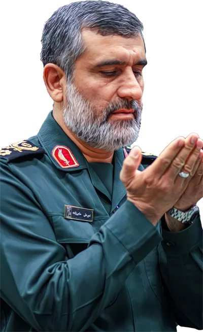 عکس دوربری تصویر شفاف شهید حاجی زاده: نماد وفاداری و شجاعت در خدمت به وطن