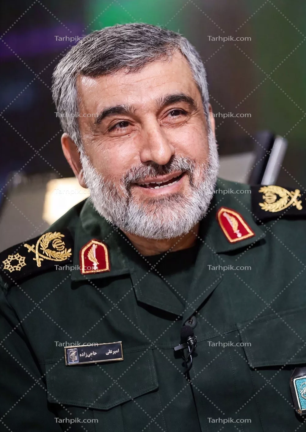 عکس شهید امیرعلی حاجی زاده: زندگی و مبارزات یک قهرمان ایرانی