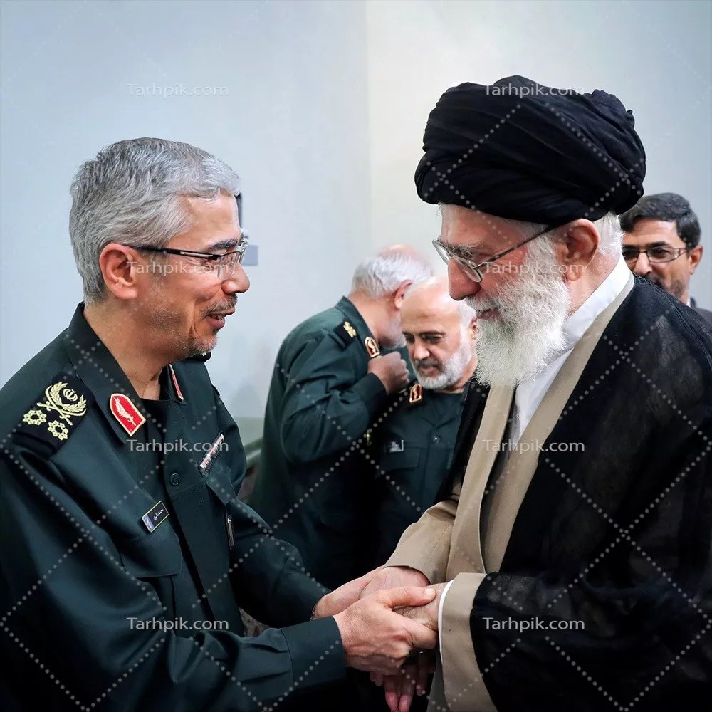 عکس دیدار آقای شهید ایران و شهید محمد باقری
