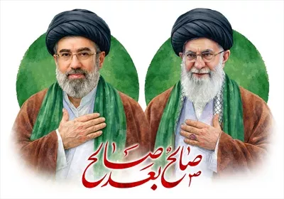 عکس امام سید علی خامنه ای و سید مجتبی خامنهای: رهبر انقلاب اسلامی ایران