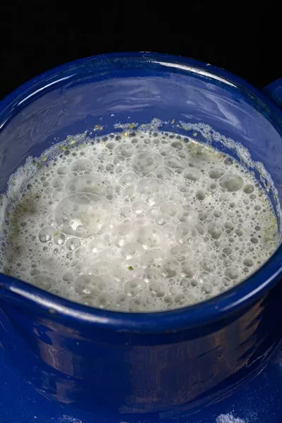 عکس نمای نزدیک پارچ دوغ