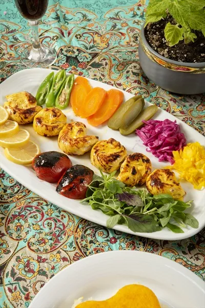 عکس جوجه کباب حلزونی ایرانی