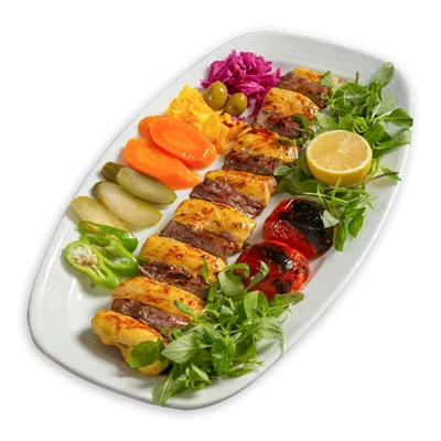 عکس دوربری کباب بختیاری با مخلفات