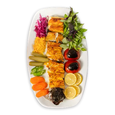 عکس دوربری طعم خوشمزه ماهی کبابی با ادویه های مخصوص ایرانی