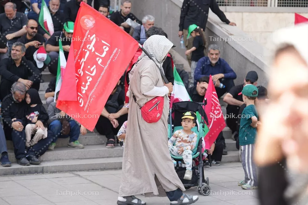 عکس مراسم بدرقه آیت الله خامنهای