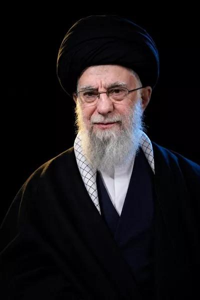 عکس سیدالشهدای انقلاب اسلامی ایران آیت الله سید علی خامنه ای