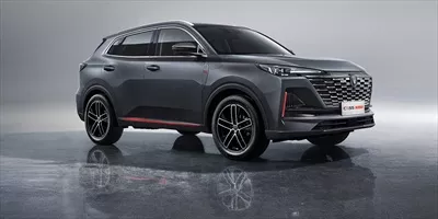 عکس نمای جانبی و جلویی خودرو چانگان CS55 با جزئیات زیبا