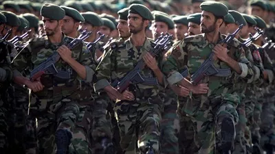 عکس والپیپر رزمایش نیروی نظامی ایران با تصاویری از تمرینات نظامی