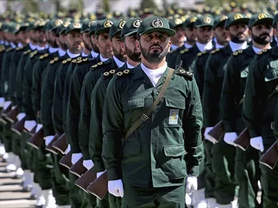 عکس والپیپر نیروی نظامی ایران با تصاویری از نیروها