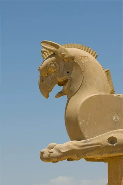 عکس مجسمه شیردال تخت جمشید با تاریخ و فرهنگ ایران