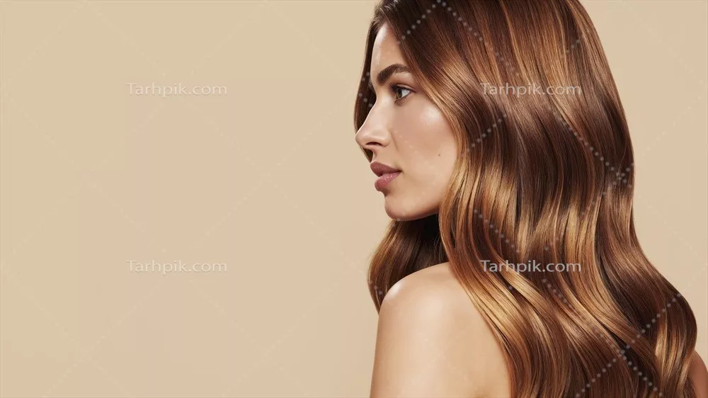 عکس زن زیبا با موهای بلند قهوه‌ای