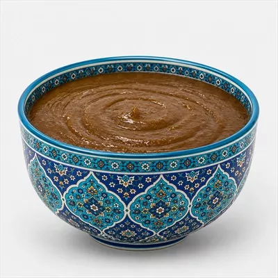 عکس سمنو داخل ظرف با نقش و نگار ایرانی برای سفره هفت سین