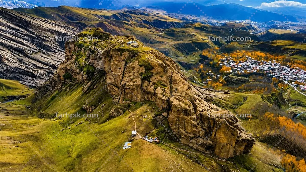 عکس شگفتی های گردشگری ایران: قلعه الموت و زیبایی های آن