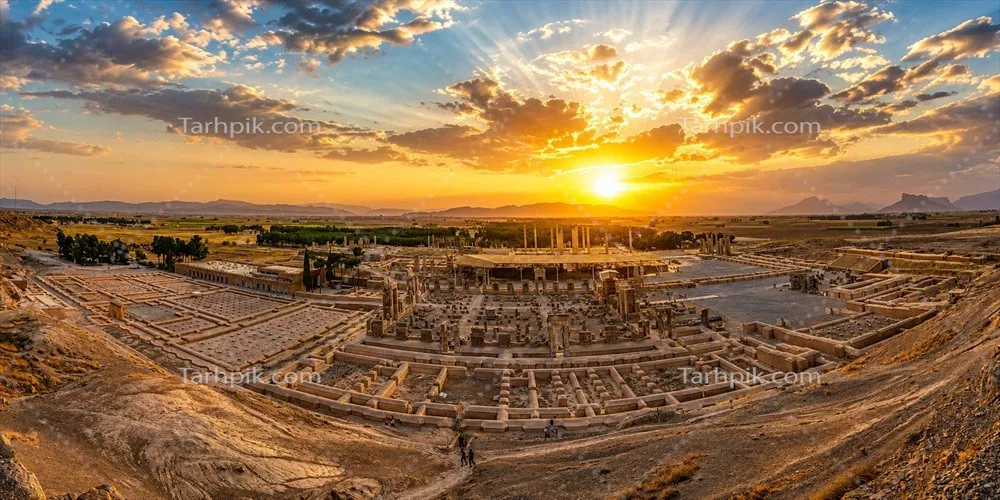 عکس نمای پانوراما از تخت جمشید، شگفتیهای باستانی ایران و زیباییهای آن