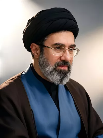 عکس پرتره آیت‌الله سید مجتبی خامنه‌ای - رهبر جدید انقلاب اسلامی ایران