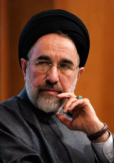 عکس دکتر محمد خاتمی، رئیس جمهور پیشین ایران و چهره سیاسی برجسته