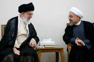 عکس دکتر حسن روحانی و دیدار با رهبر شهید و اهمیت این ملاقات